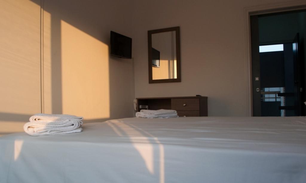St. George Rent Rooms Larnaca Exterior photo